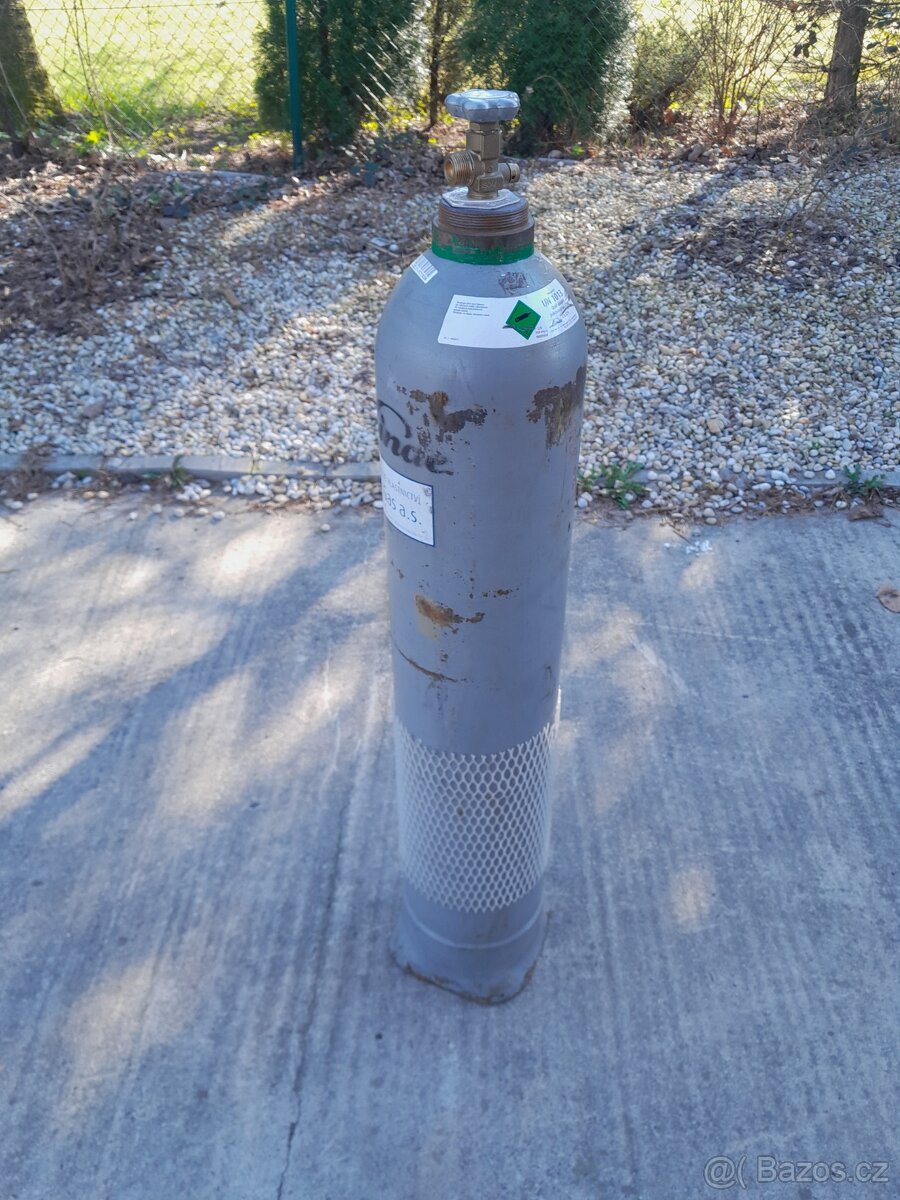 Lahev CO2