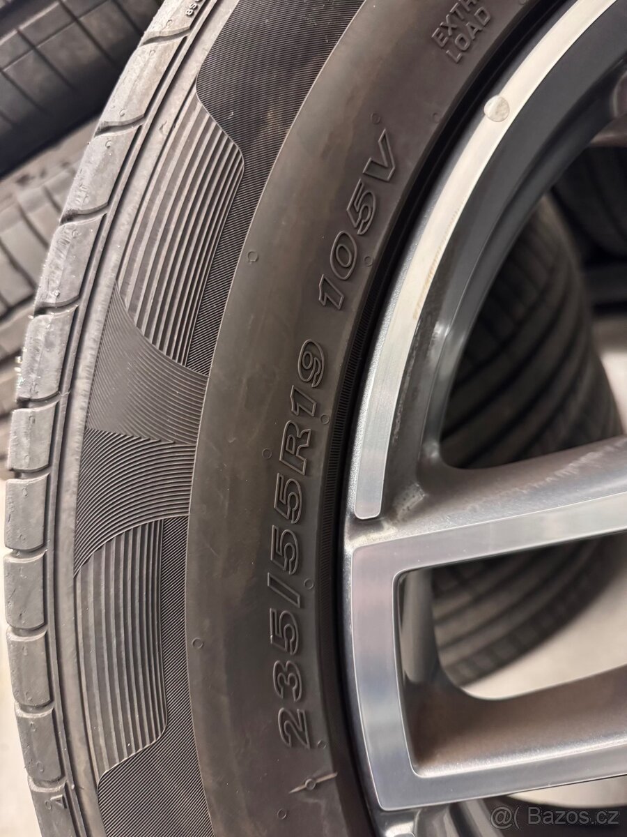 235/55 R19 XL Nexen Nfera letní