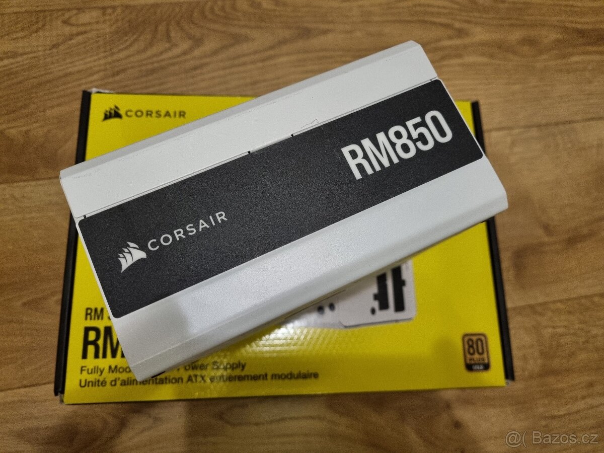 Corsair RM850 White - 850 W, MODULÁRNÍ, GOLD