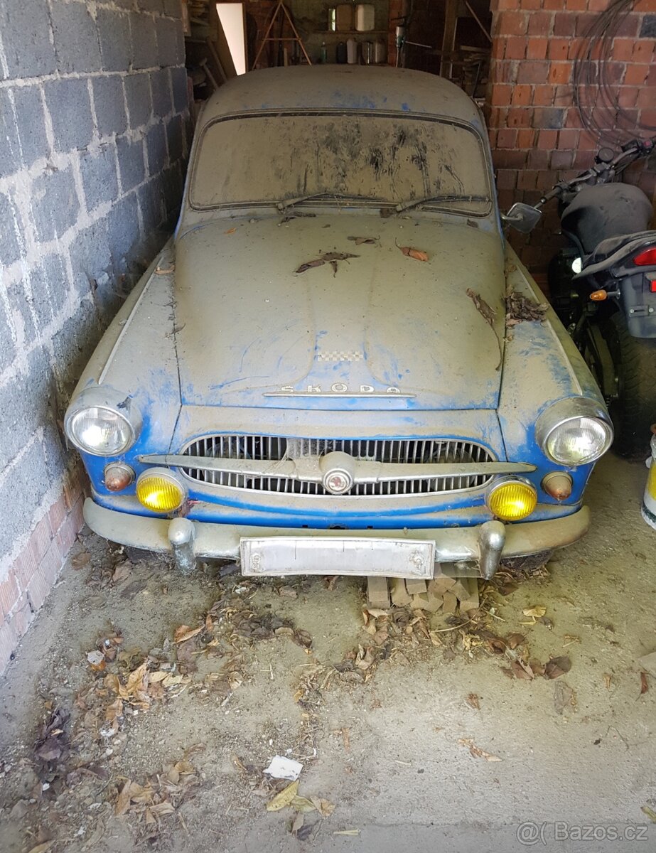 Škoda 440