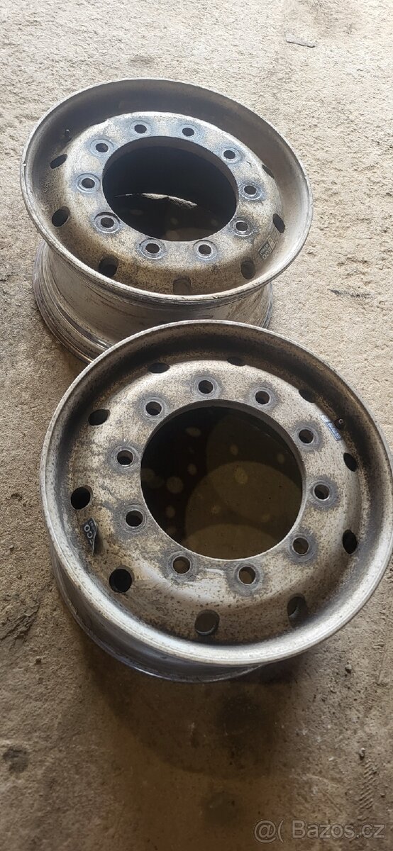 ALU 11.75x22.5 et120( Prasklé)