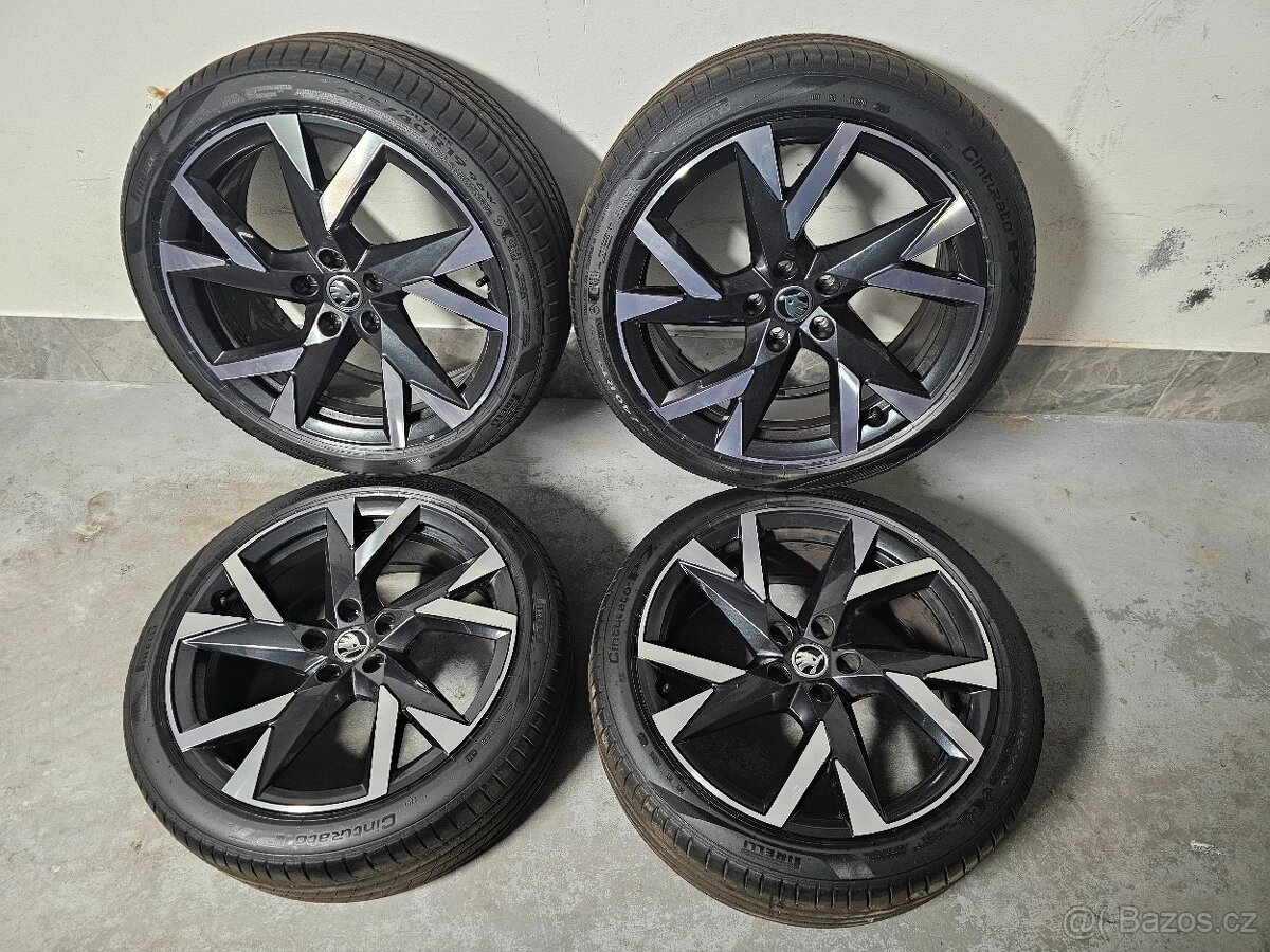 19" letní sada kol Aniara na Škoda Superb 4