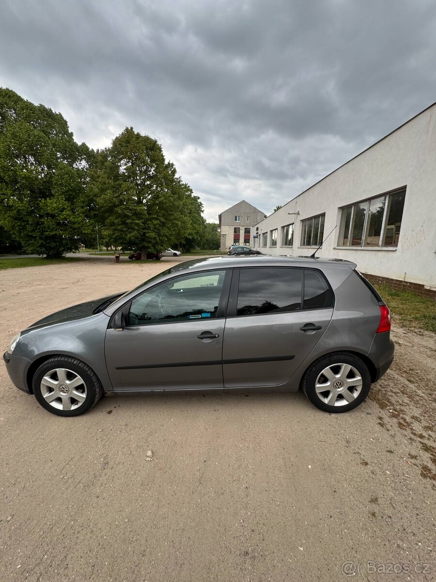 Volkswagen golf 5