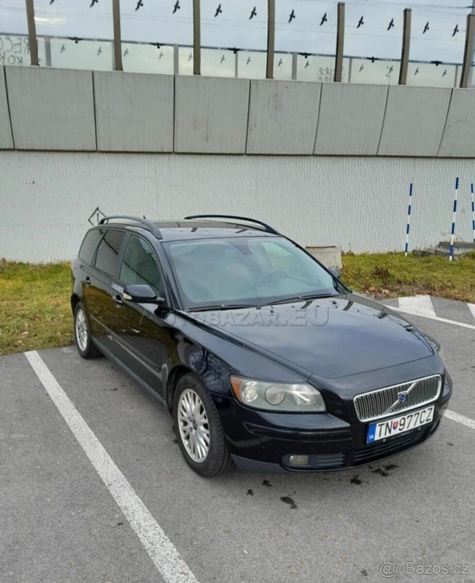 Volvo V50 náhradní dily