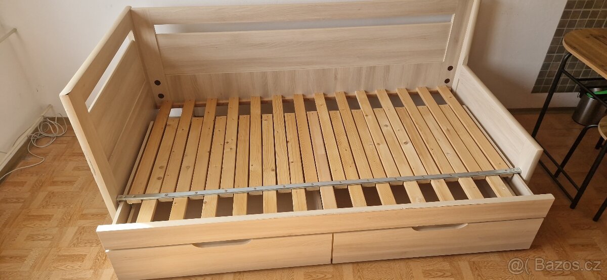 Rozkládací postel 90 x 200 dvojlůžko