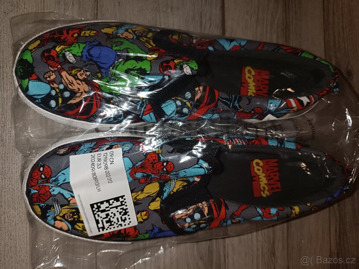 Nové tenisky Marvel vel. 32