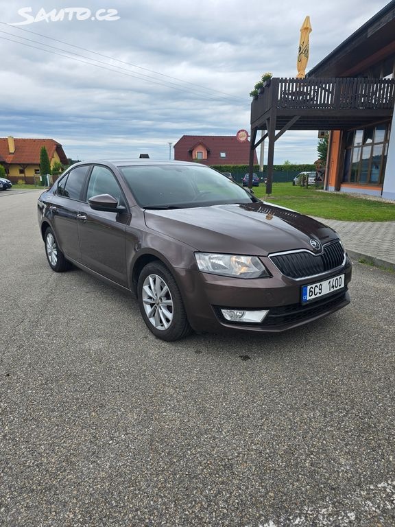 Volkswagen Touran 2,0TDi Odp.DPH Jeden majitel /2022/
