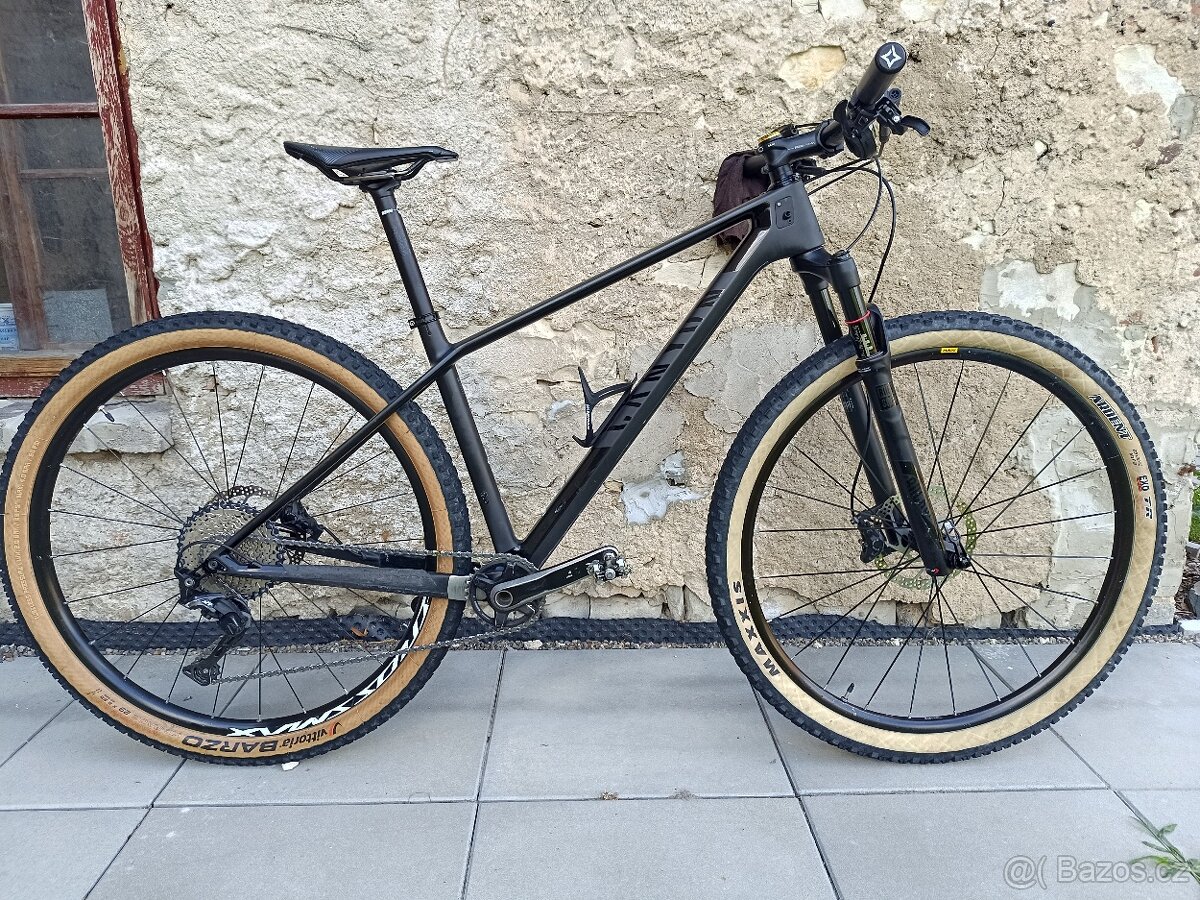 CANYON EXCEED CF SL 6.9 vel "M" karbon