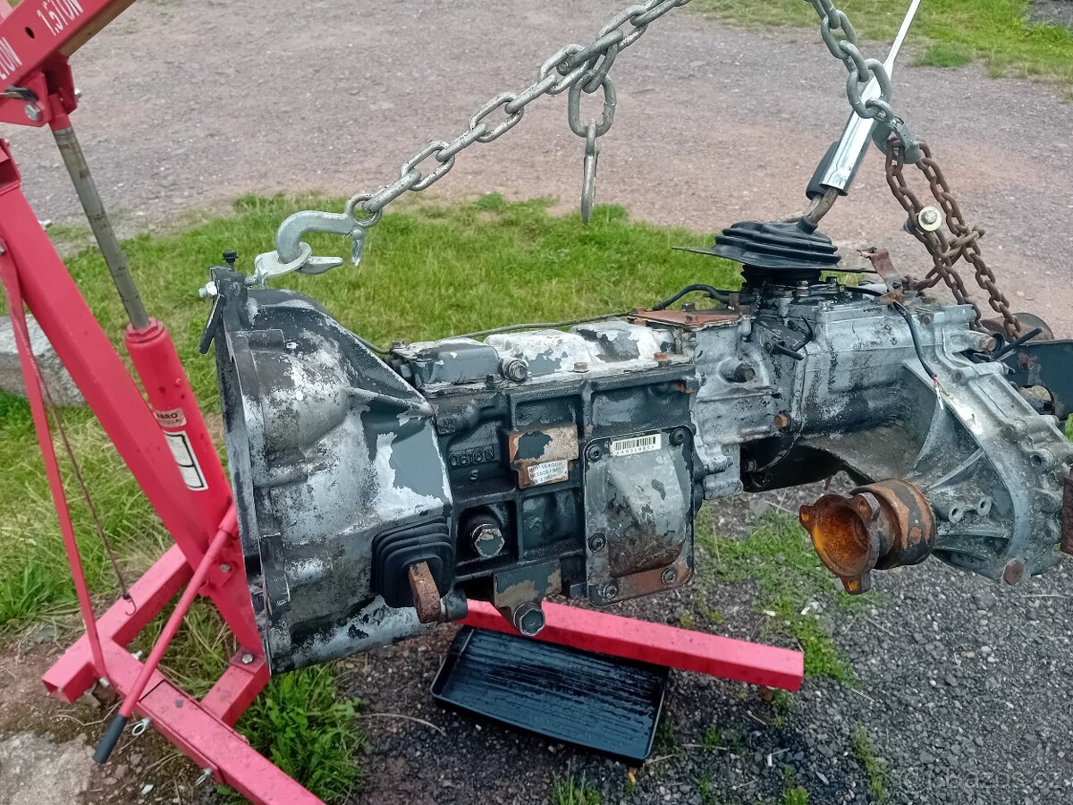 Převodovka pajero sport 2.5