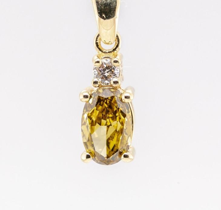 14K přívěšek s diamanty 0,55ct - certifikát AIG
