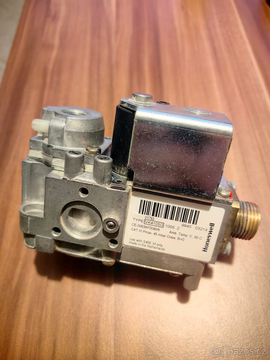 Plynový ventil Honeywell VK4105G
