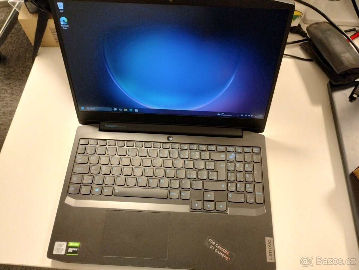 Herní notebook Lenovo Gaming 3 – i5 / GTX 1650 Ti / 512 SSD