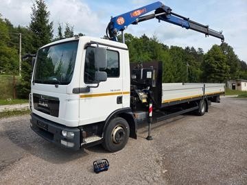 MAN TGL 12.220 – 4x2 - Valník + HR-PM 13022 – EURO 5