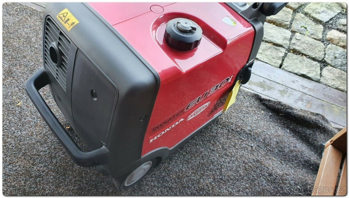 Generátor Honda EU 30i Inverter 2,6 kW, jako nový