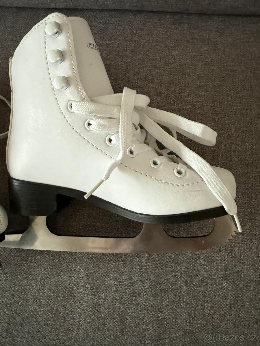 Dívčí brusle