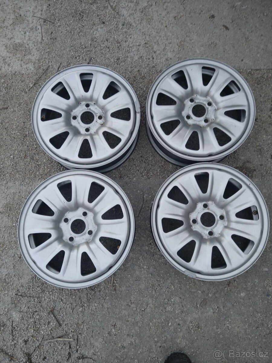 15" sada TOYOTA YARIS,SUZUKI SWIFT + TPMS + zimné pneu.