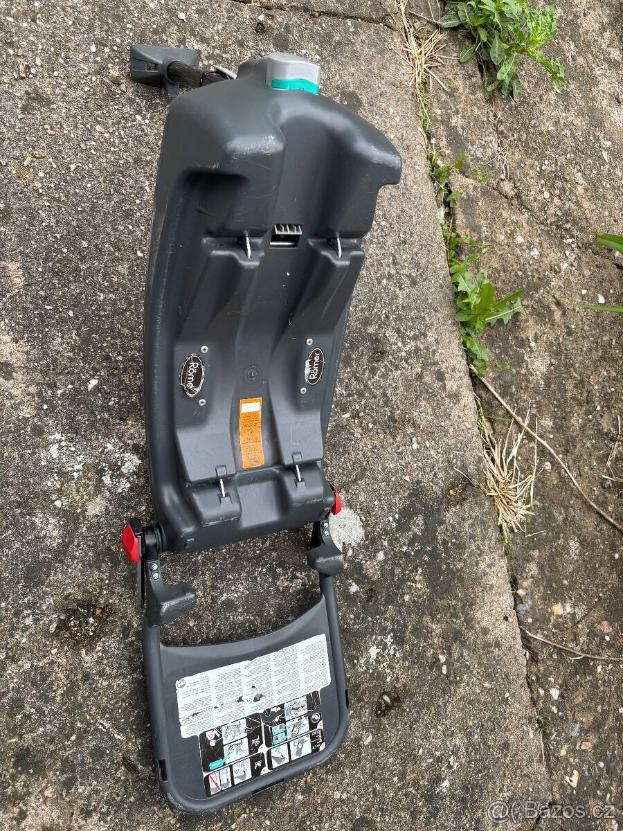 ISOFIX NA AUTOSEDAČKU BRITAX ROMER
