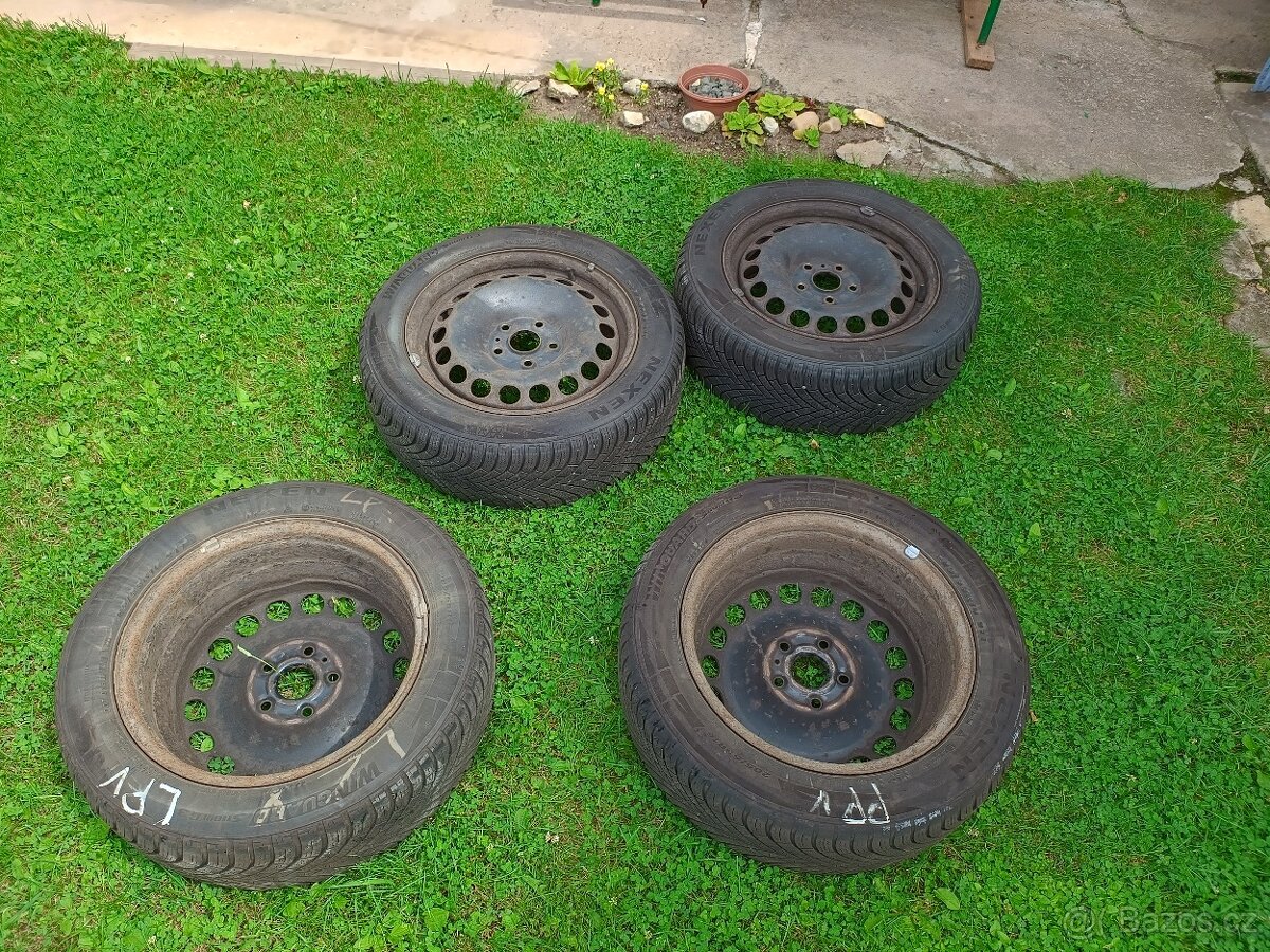 Plechové disky + zimní pneumatiky Nexen 205/55 R16