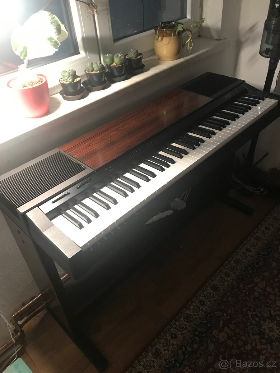 Digitální piano Yamaha CV5-5