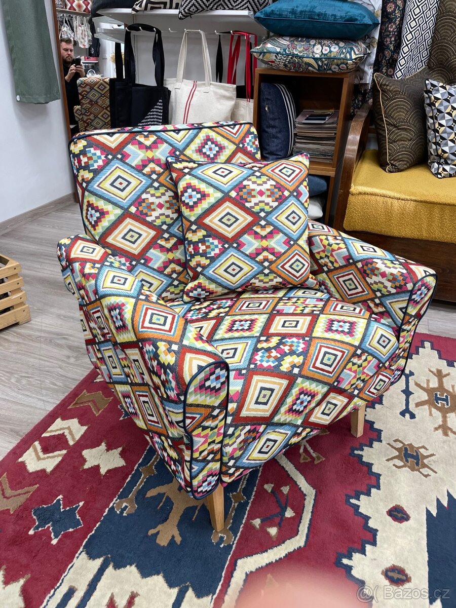 Retro křeslo po kompletní renovaci...