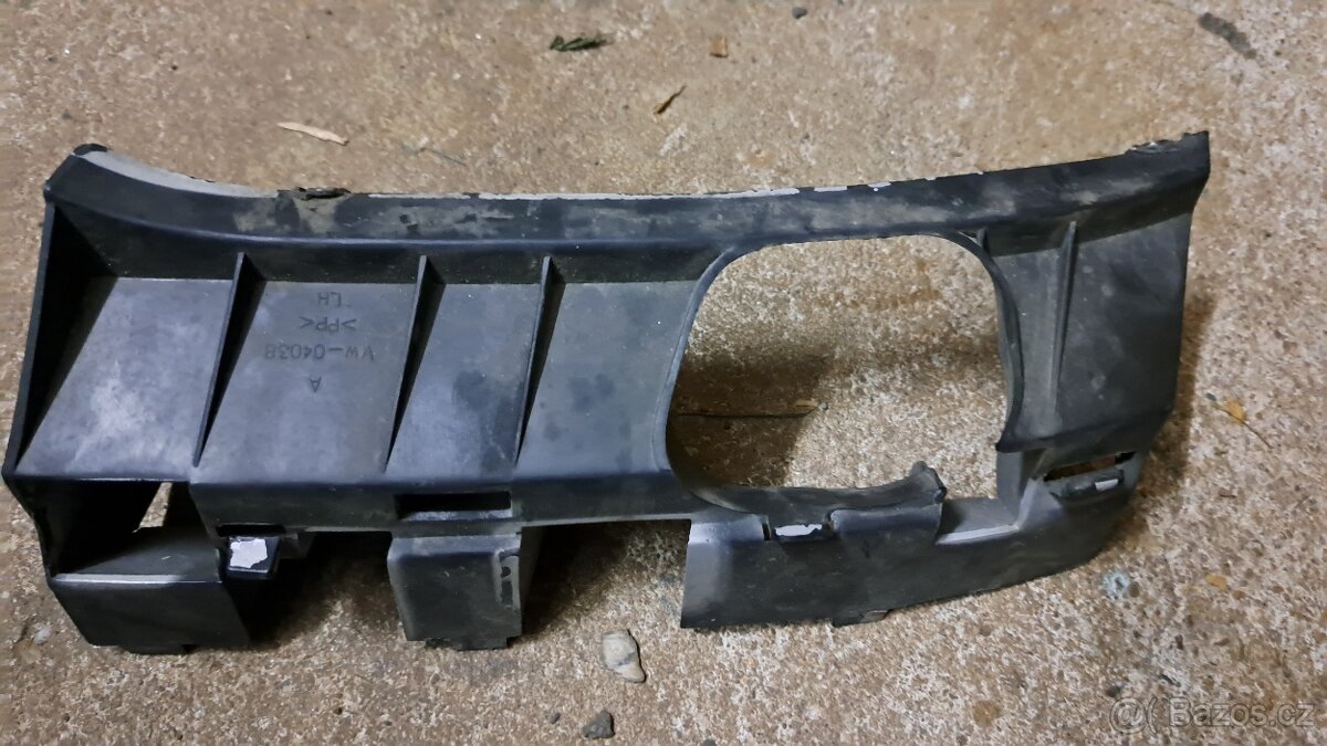 Podpěra nárazníku Golf IV vpředu