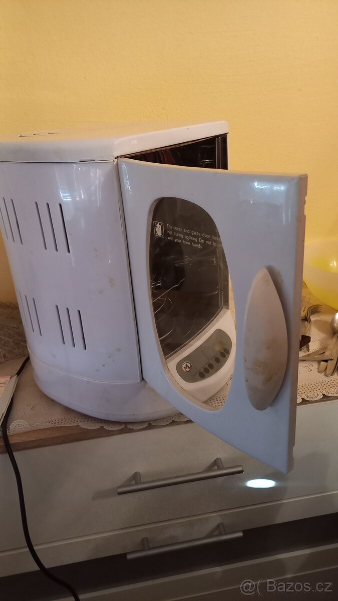 Přístroj na grilování