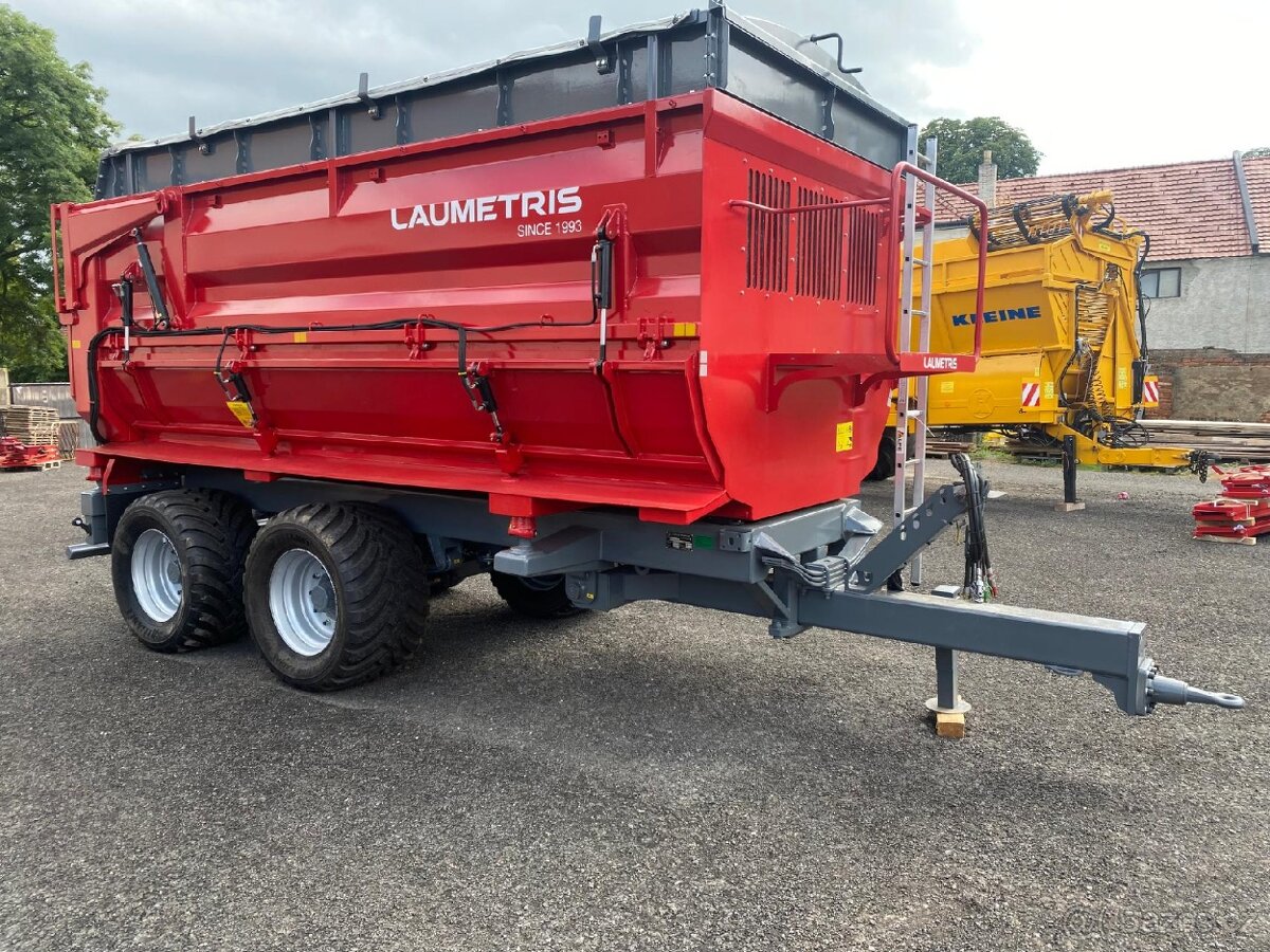 traktorový návěs vlek přívěs vozík LAUMETRIS Litva