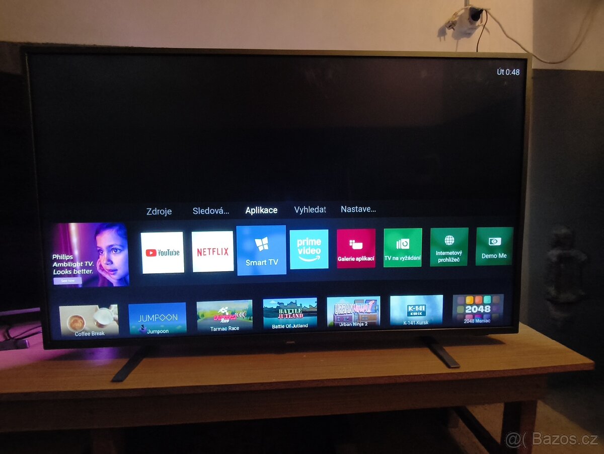 Philips tv 139 cm ambilait třístranný