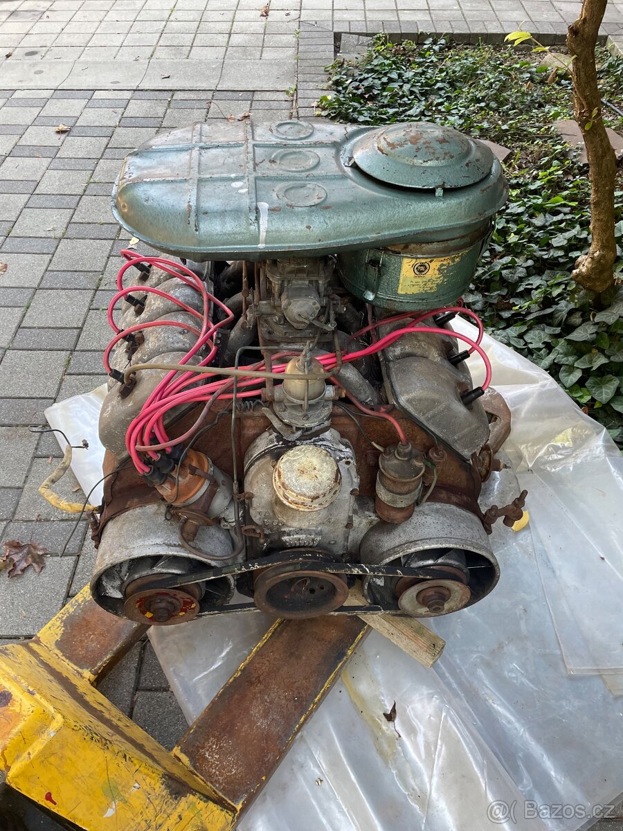 Tatra 603-1 motor F -rok 59 + šikme sani F+predehrev