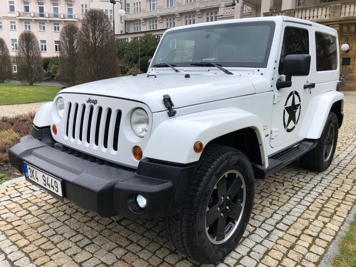 Jeep wrangler 3.6 SAHARA 209kw první majitel