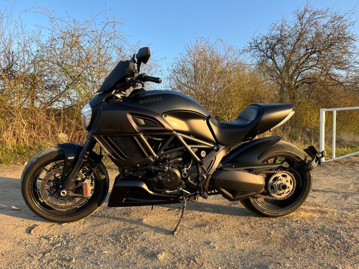 Ducati Diavel 1200 black - r.v. 2016