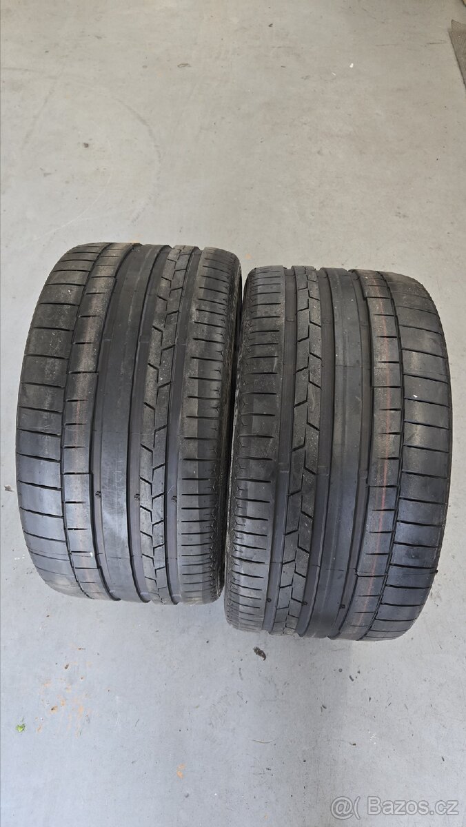 2x 295/25 R21 Continental