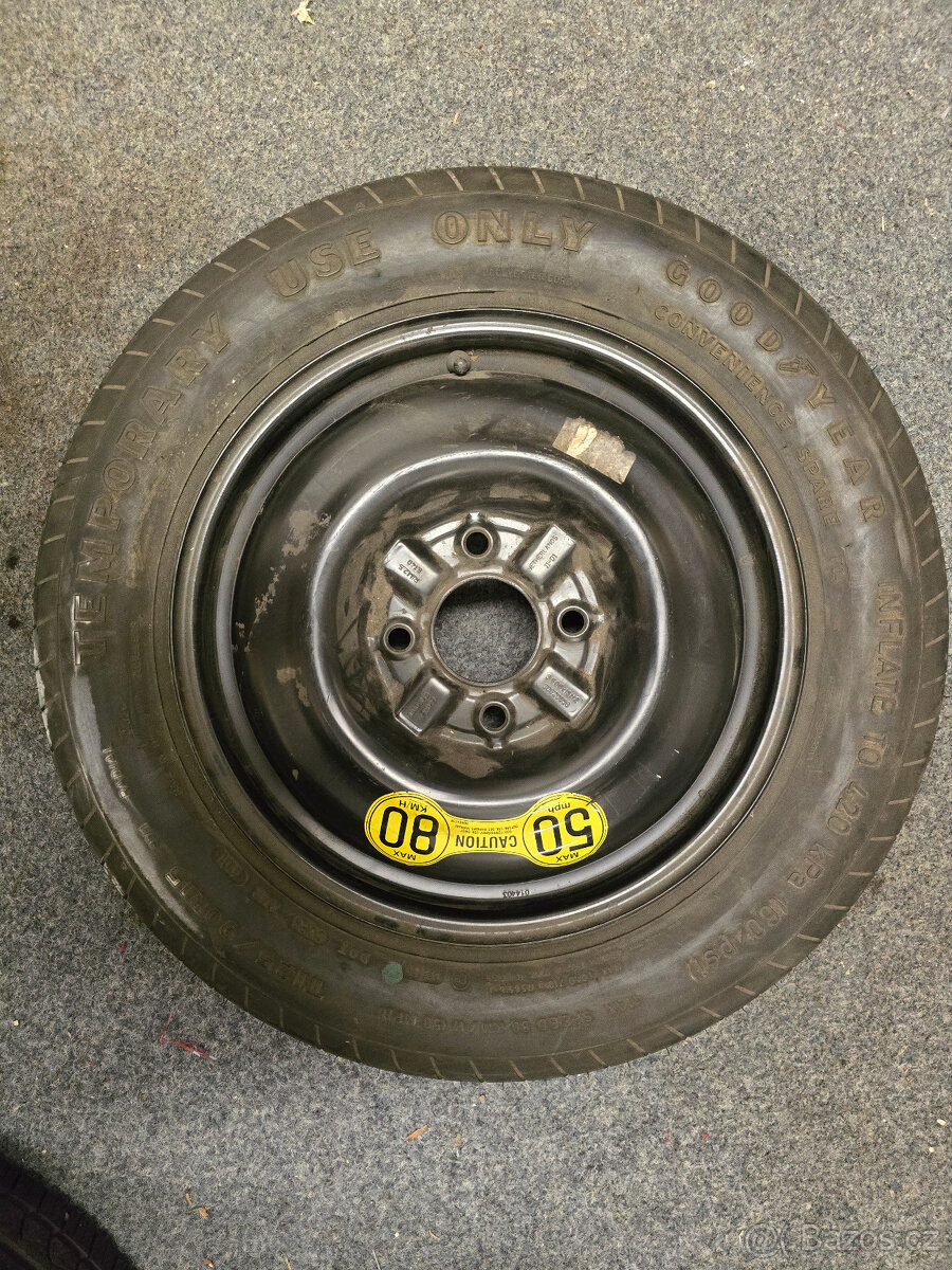 dojezdové kolo Volvo V40 R15