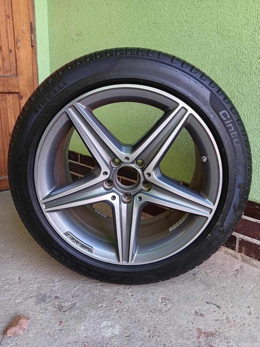 Prodám sadu čtyř kol na Mercedes Benz