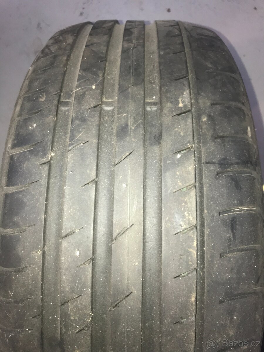 225/50 r17 Continental