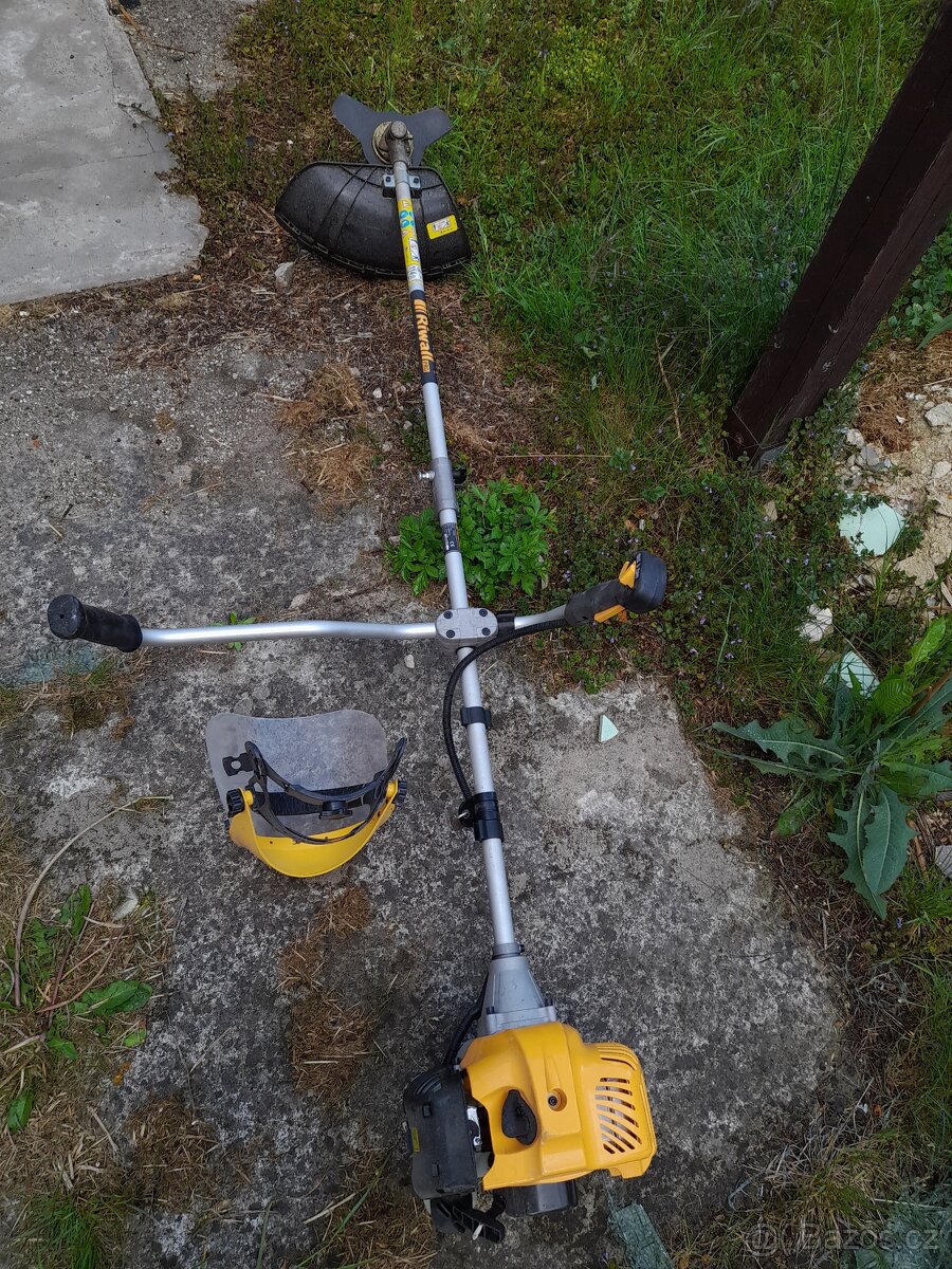 Benzínový křovinořez Riwall PRO RPB510