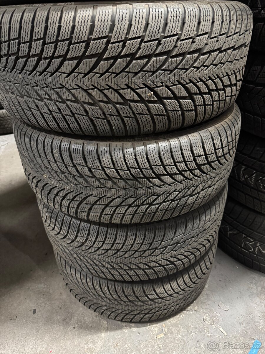 245/35 r21 NOKIAN ZIMNI