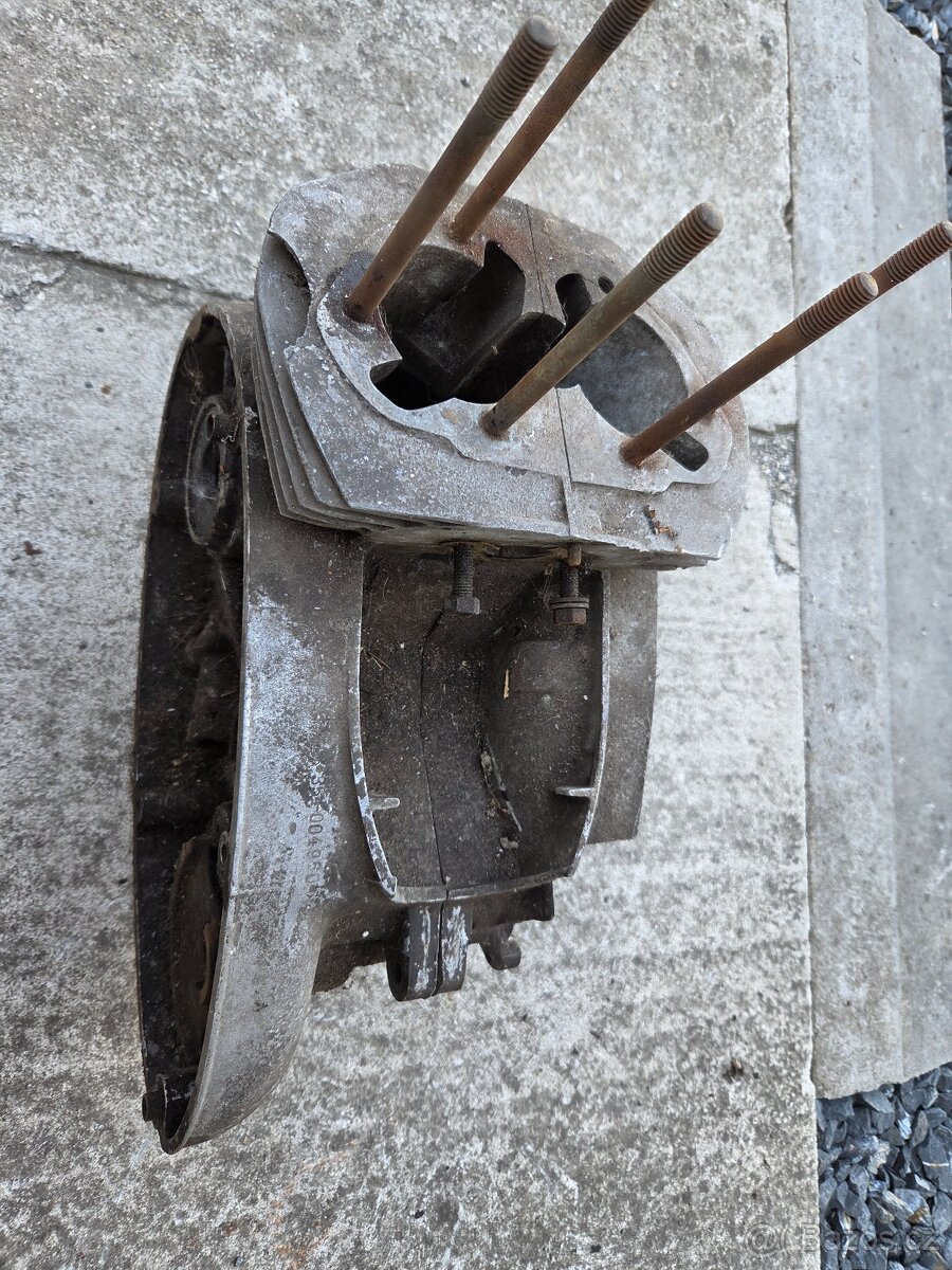 Motor jawa 350 /354