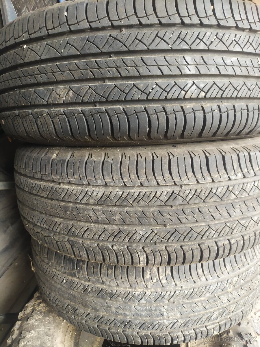 Prodám pneu Michelin 215/65/16. 98H
