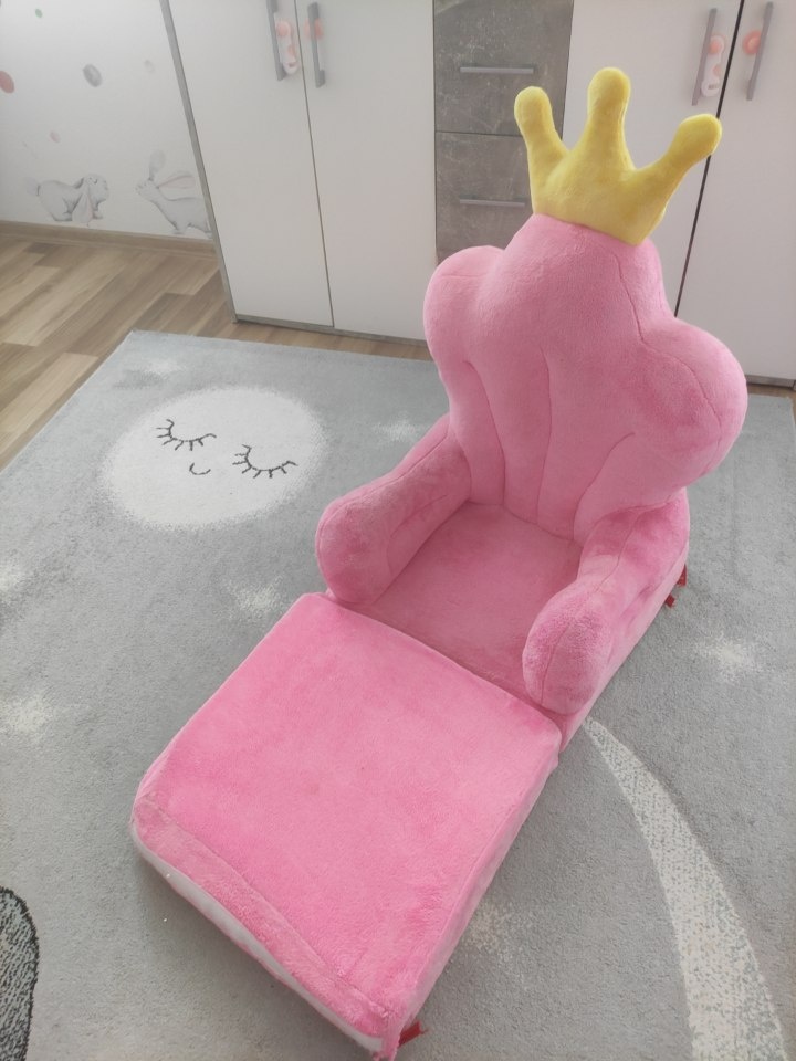 Dětské křeslo "trůn"