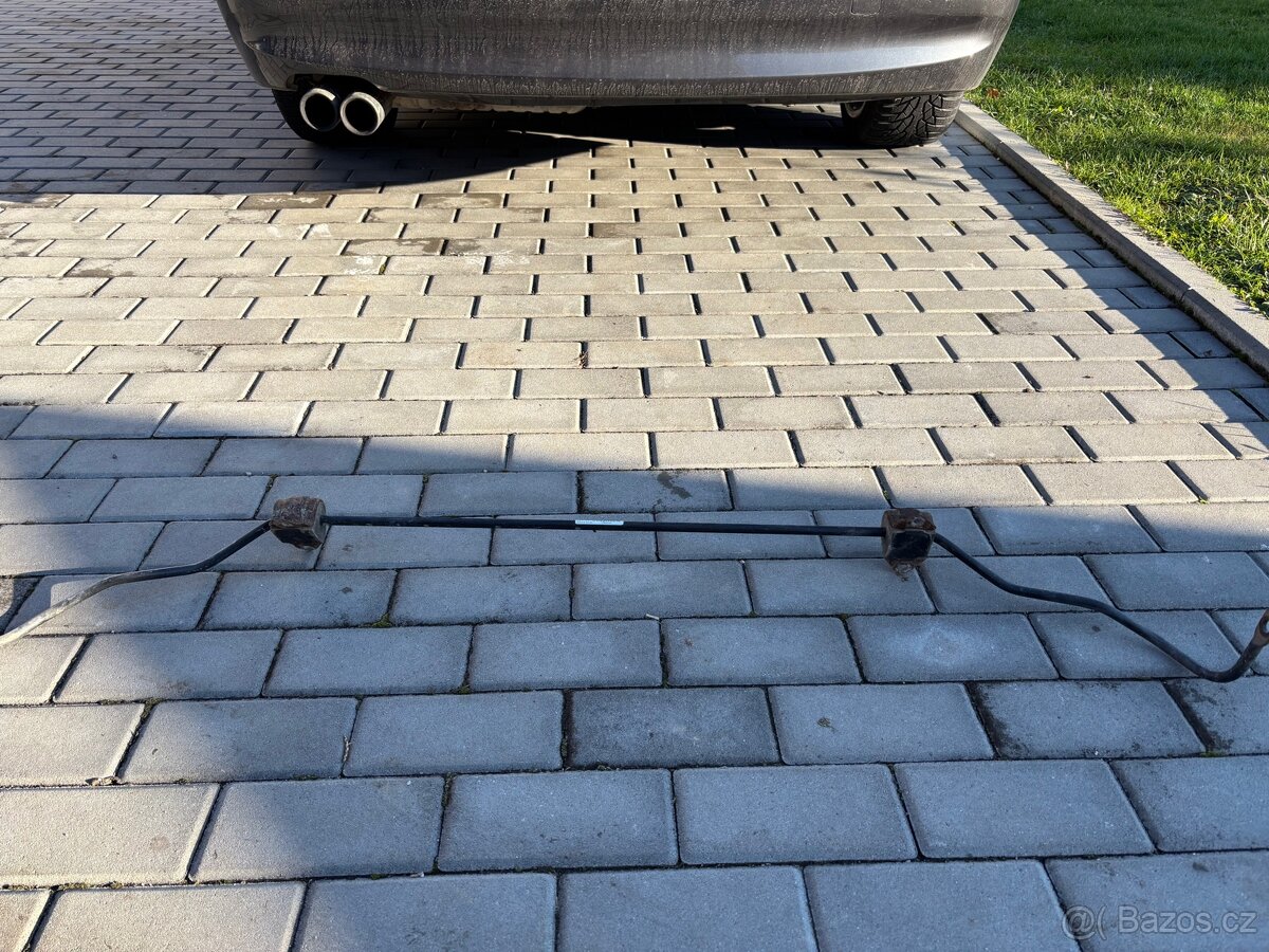 Stabilizátor zadní nápravy BMW