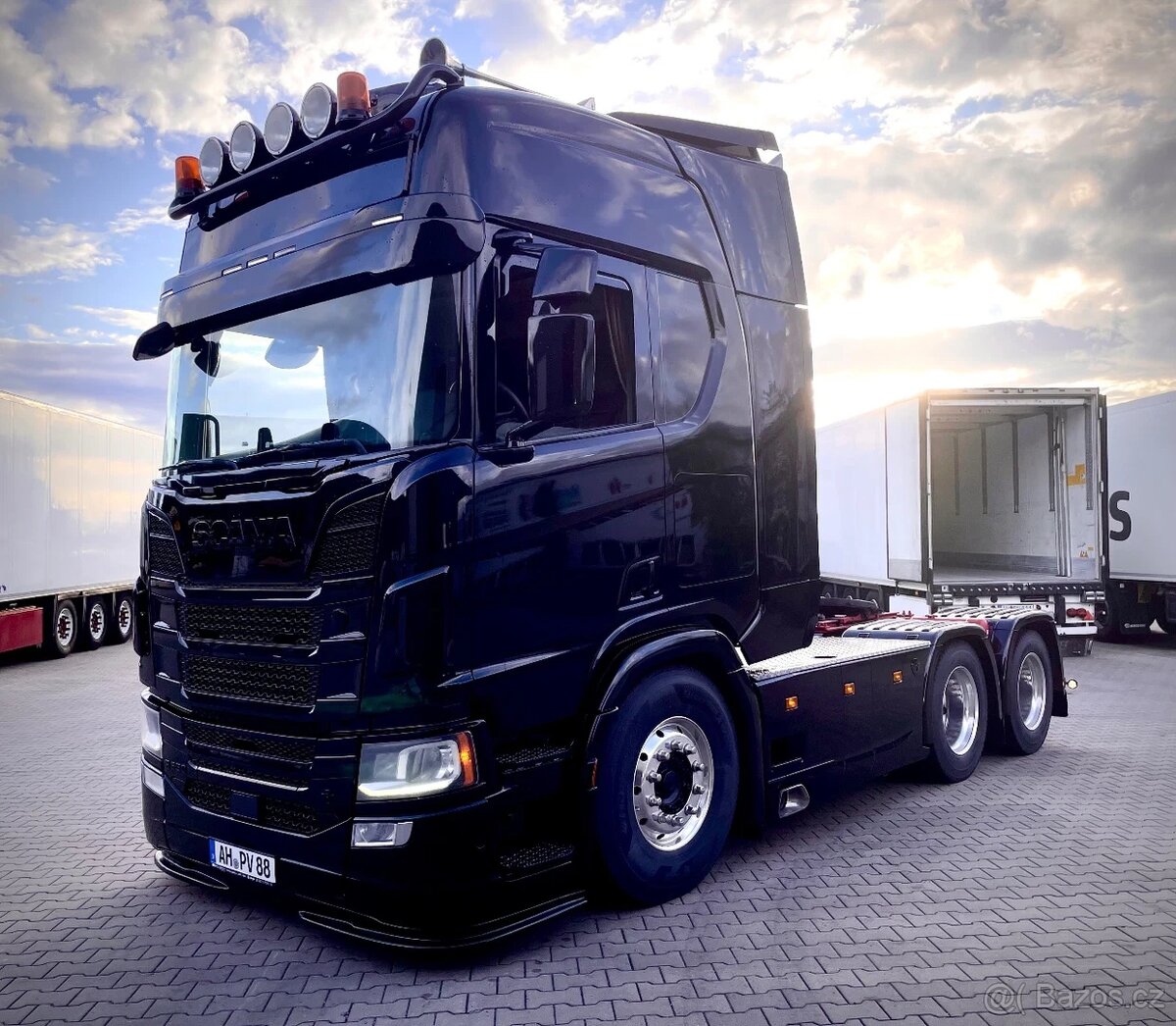 Scania R650 V8 6x4 / 886tkm / Full air