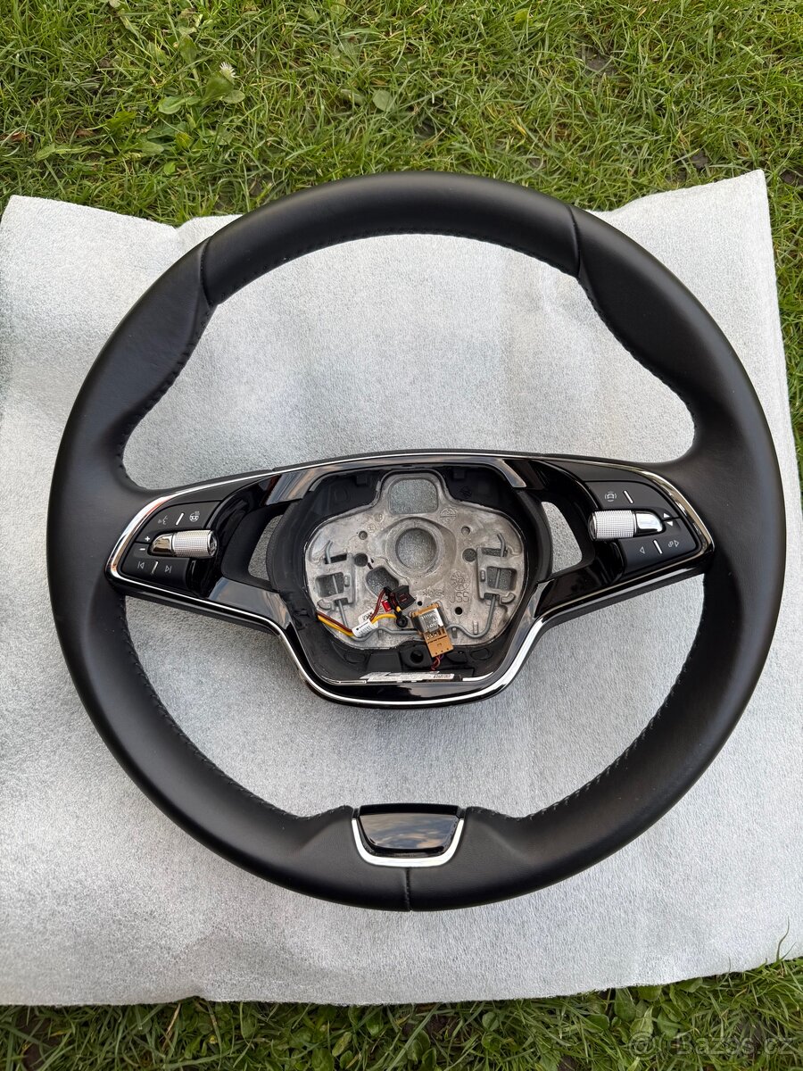Vyhřívaný multifunkční volant Škoda