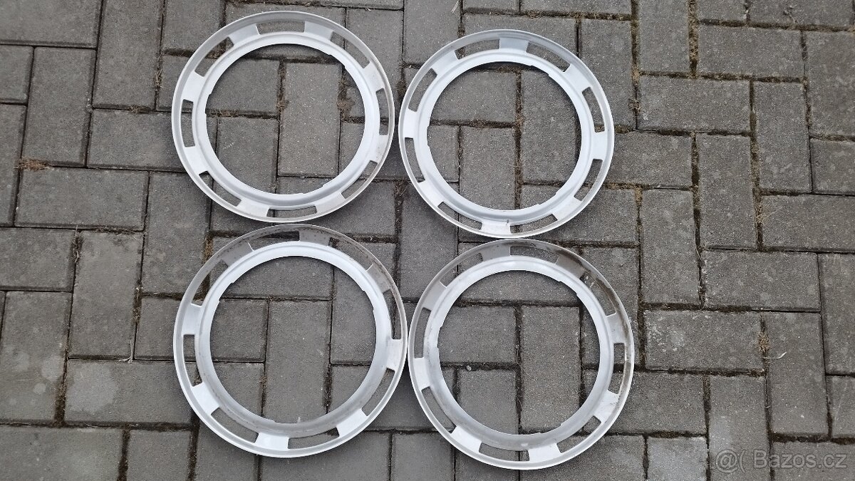 Škoda 100 1000  110r mezikruží kol