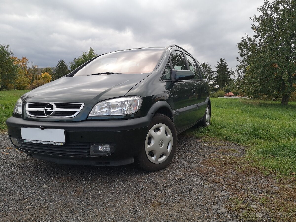 OPEL ZAFIRA 1.MAJITEL/ČR/NÍZKÉ KM/NAFTA/TAŽNÉ ZAŘÍZENÍ