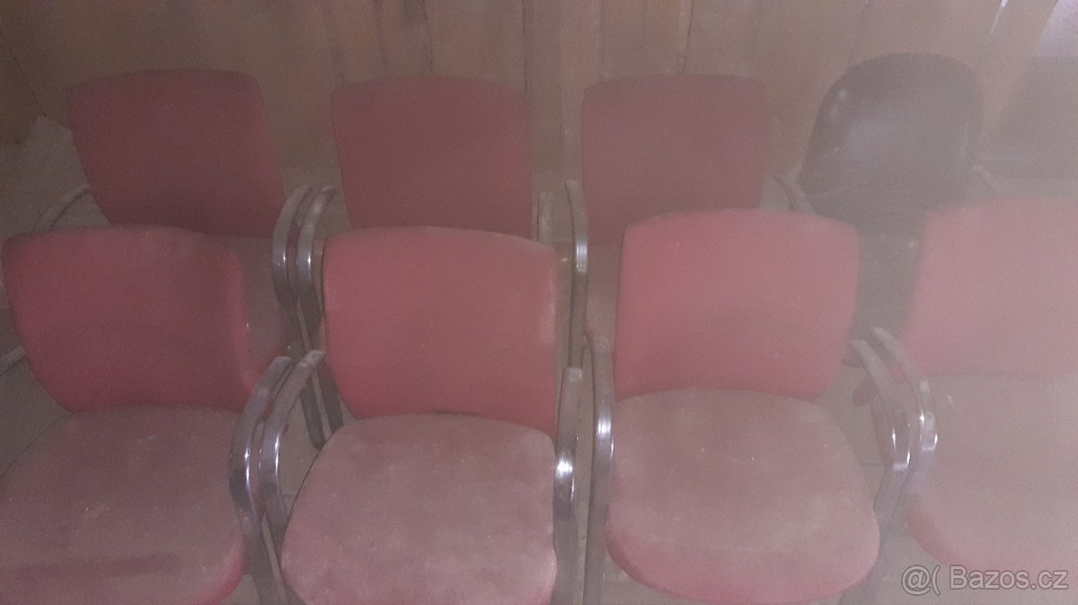 Prodám 7ks. Židle čalouněné