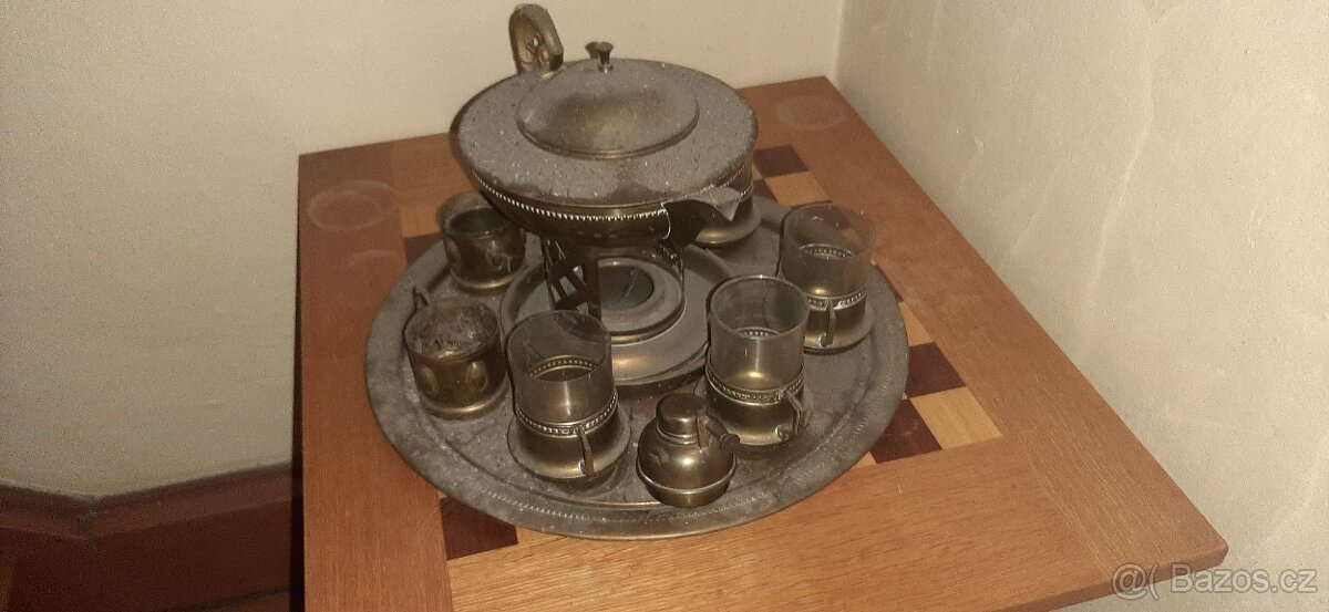 Čajová souprava mosaz