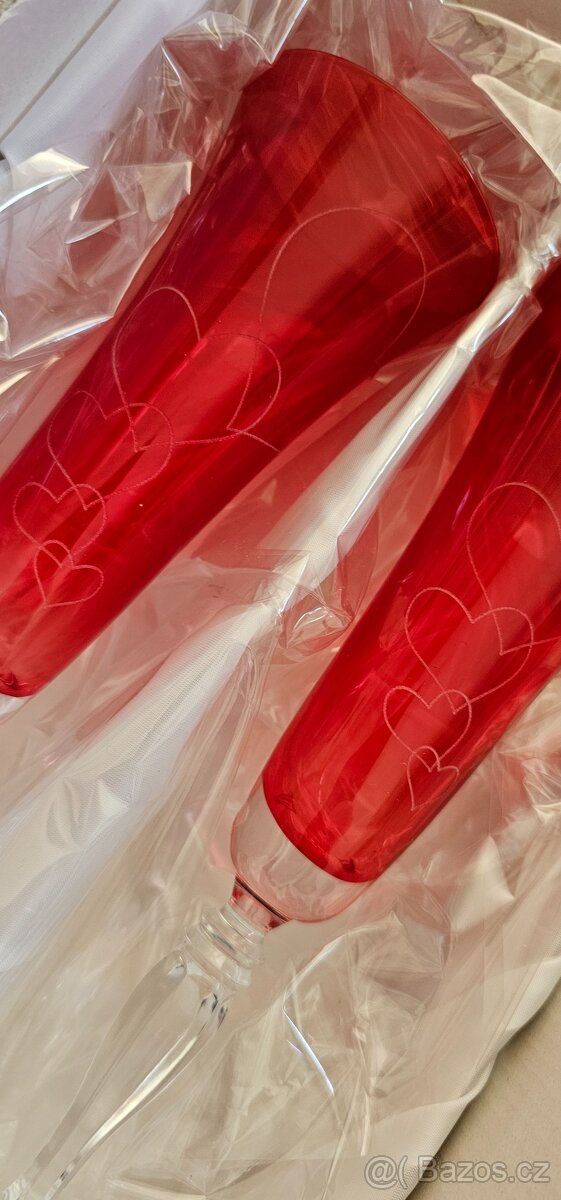 Sada 2 broušených skleniček