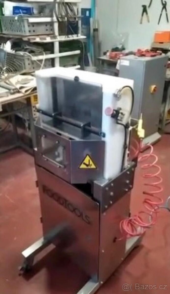 Kráječ dortu FOODTOOLS CS-4AA