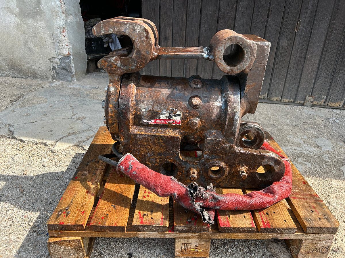 Hydraulická naklápěcí hlava Powertilt PT8